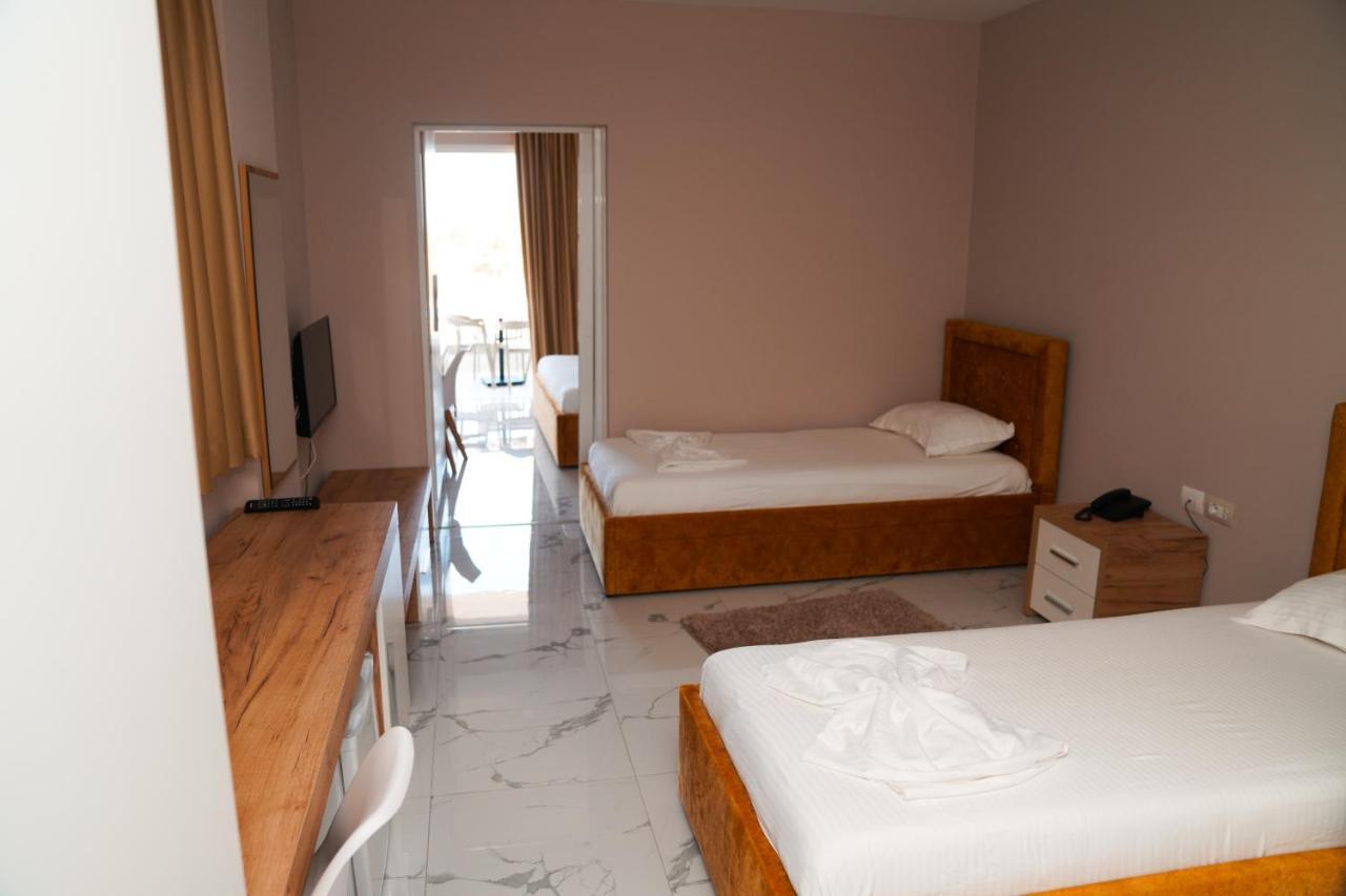 Ionian Hotell *