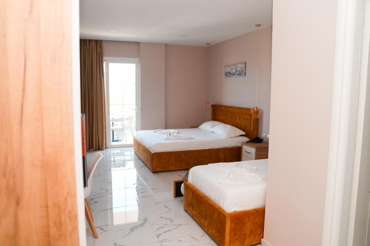Ionian Hotell *